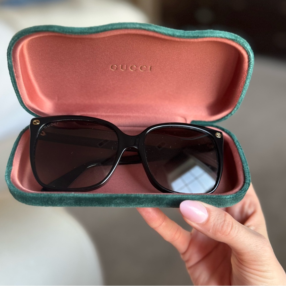 Gucci Black Gradient Oversized Square Sunglasses … - image 3